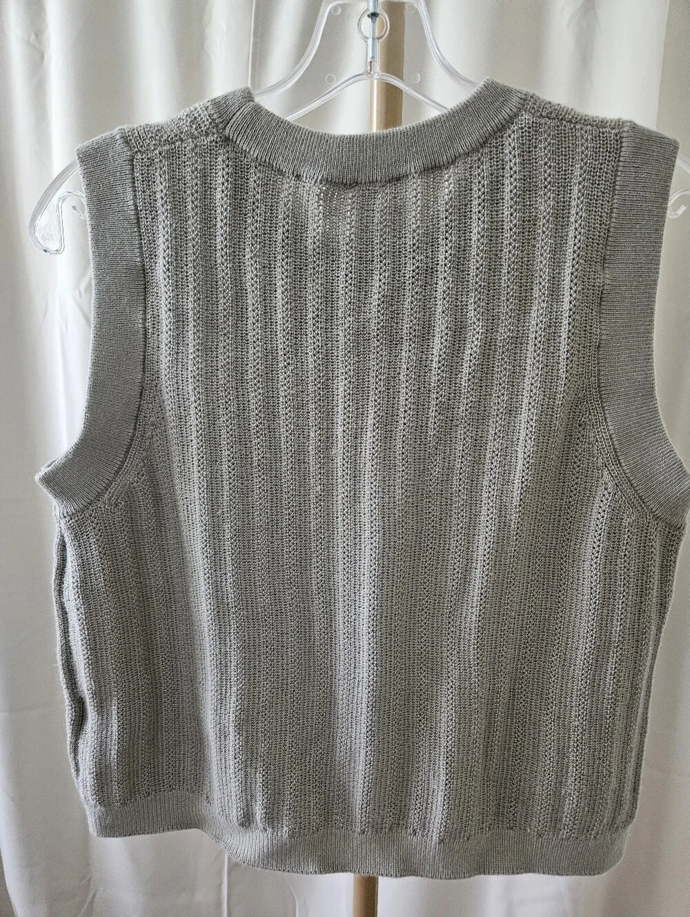 Frey Muted Green Cropped Sweater Vest Size MP Preloved